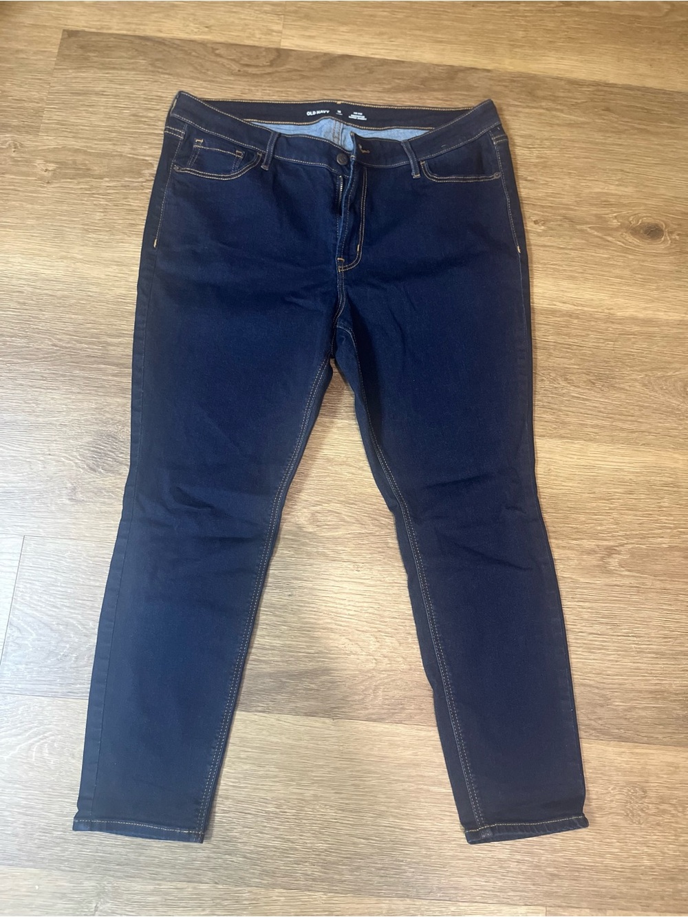 Women’s Old Navy Mid-Rise Rockstar Super Skinny Jeans